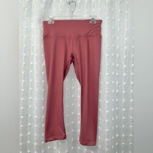 Cropped women’s small leggings